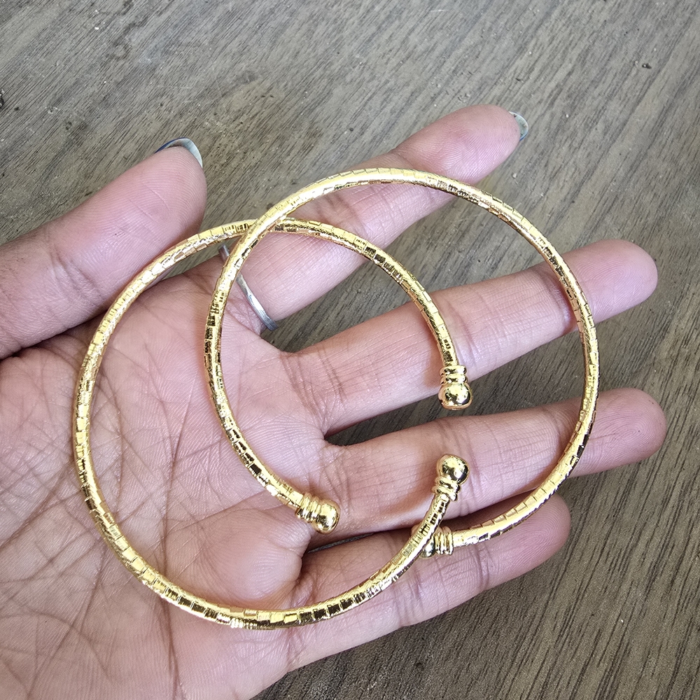 Elegant Gold Color Bangles